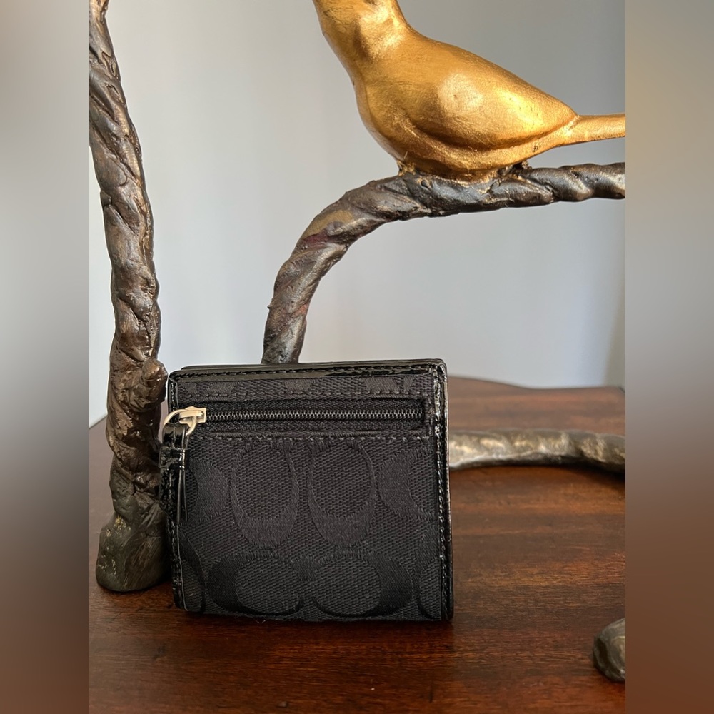 NWOT Coach Wallet - Black with black logo - Picture 4 of 4